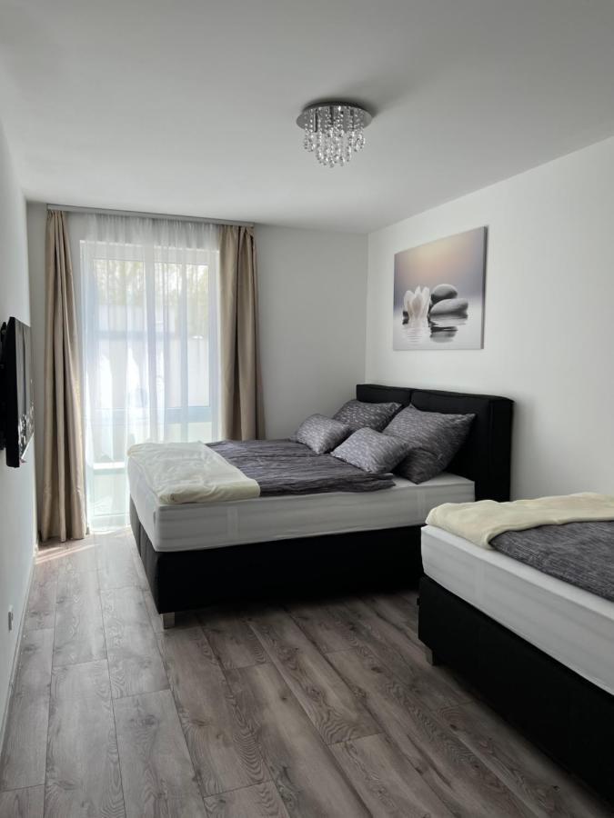 Villa Bauhaus Dream Deluxe T Siófok Buitenkant foto