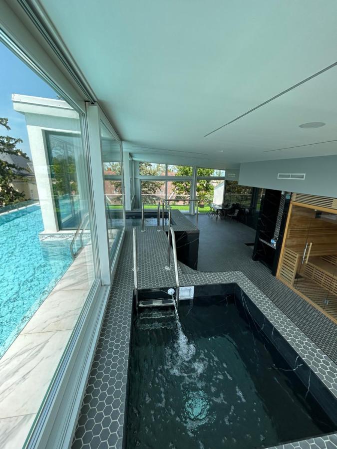Villa Bauhaus Dream Deluxe T Siófok Buitenkant foto