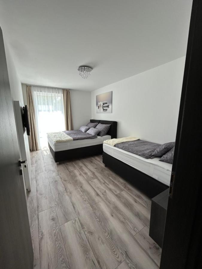 Villa Bauhaus Dream Deluxe T Siófok Buitenkant foto