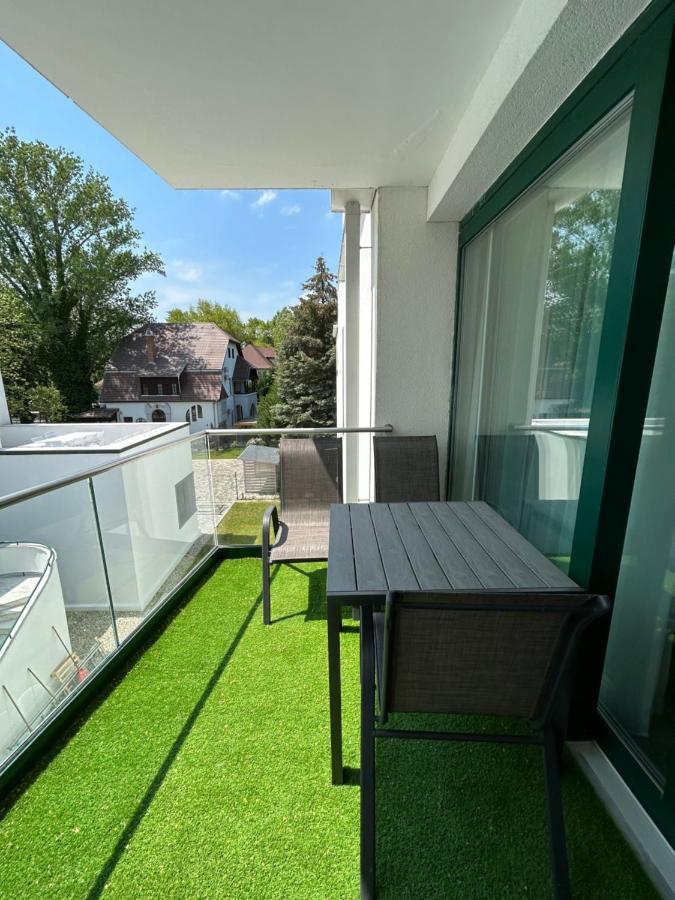 Villa Bauhaus Dream Deluxe T Siófok Buitenkant foto